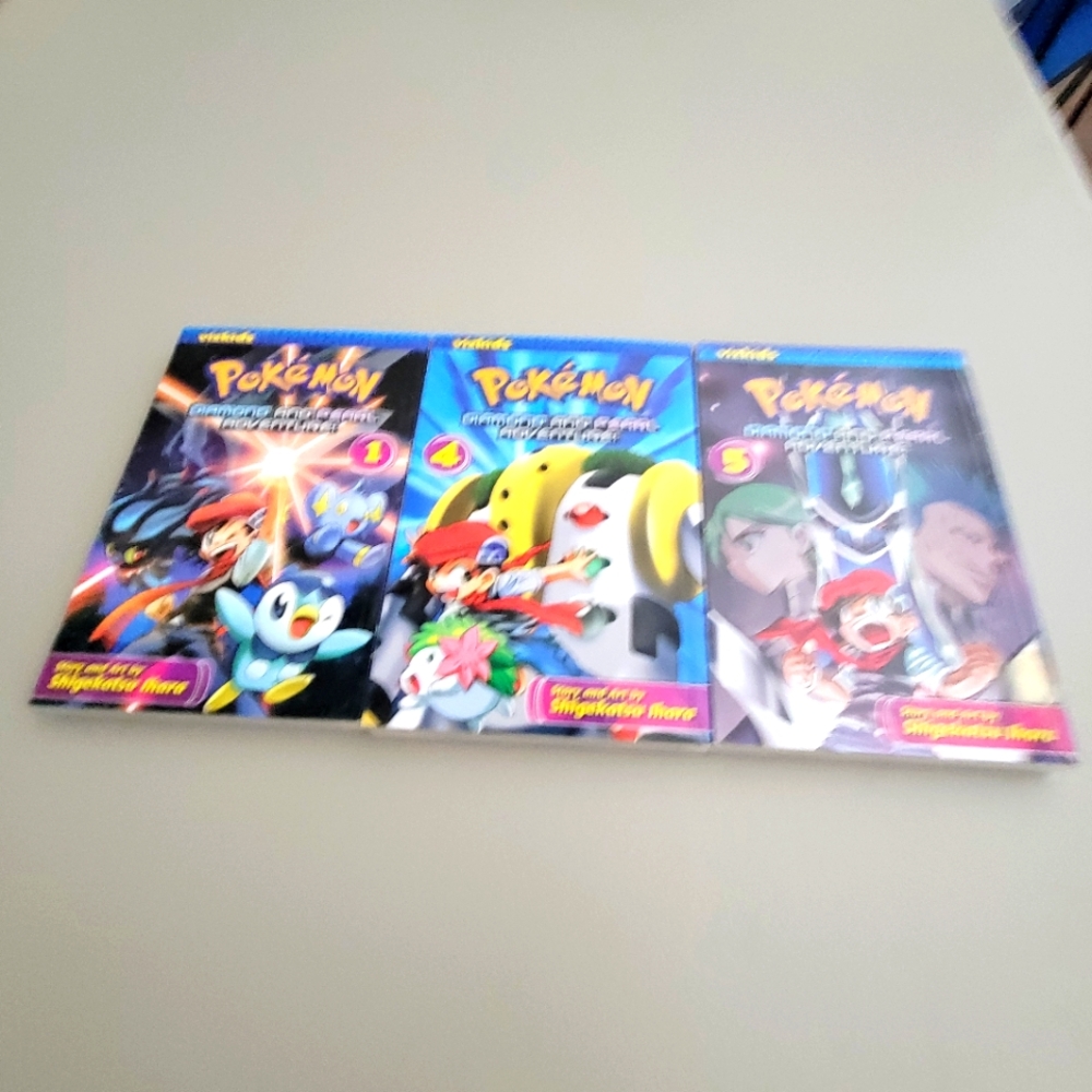 Lot Of 3 Pokémon Adventures: Diamond and Pearl Graphic Novels Volumes 1/4/5
